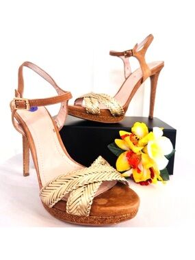 VINCE CAMUTO ~ Tan and Gold Strappy 5” Cork and Glitter Heels size 9.5